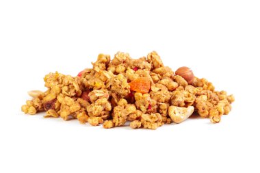 Granola beyaz kağıt üzerinde izole Kuruyemiş ile 