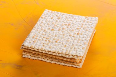 Geleneksel Yahudi Fısıh Hamursuz ekmek ekmek