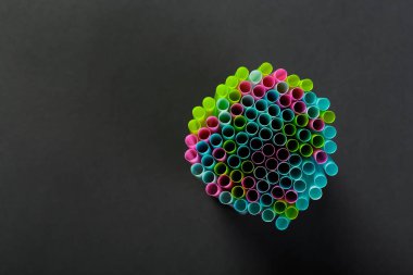 Renkli içme payet, onlarca görünümü Kapat