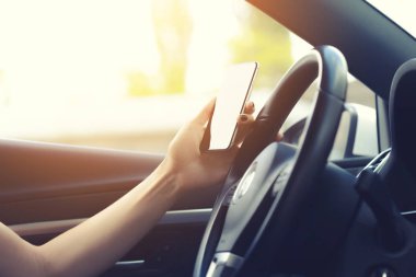 sürücüyü arka plan, bir cep telefonu ile kapatmak