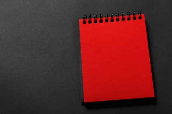 Arka Plan Üzerinde Kırmızı Renk Günlüğü Yakın Çekim — Stok fotoğraf