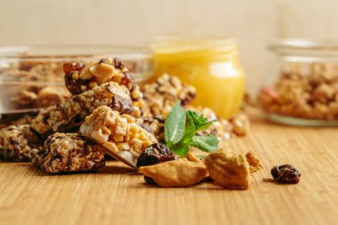 Sağlıklı, yakın masada kahvaltı