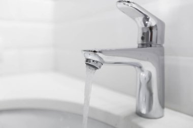 arka plan, çalışma su musluğu kapat