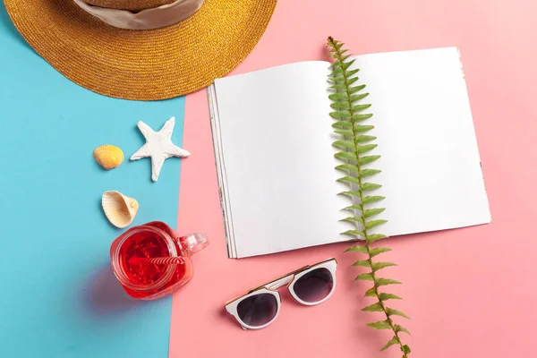 beyaz boş çarşafları, tatil kavramı ile günlüğü kapat