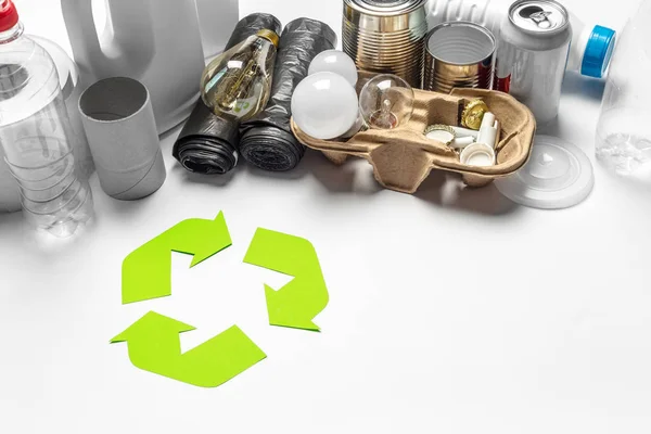 Koncepcja Eco Recykling Symbol Stół Tło Widok Góry — Zdjęcie stockowe