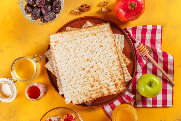 Traditioneller Jüdischer Koscherer Matzo Zum Osterpesa — Stockfoto