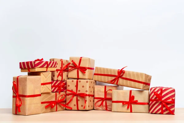 Primer Plano Las Cajas Regalo Navidad Mesa — Foto de Stock