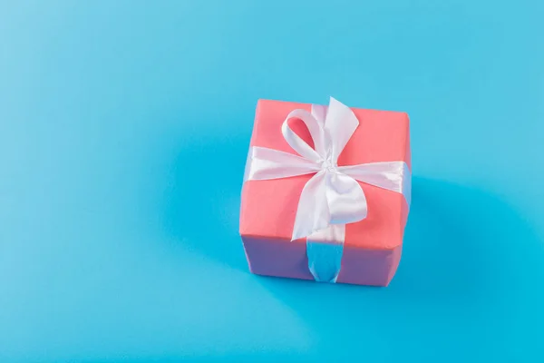 Close Gift Box Colorful Background — Stock Photo, Image