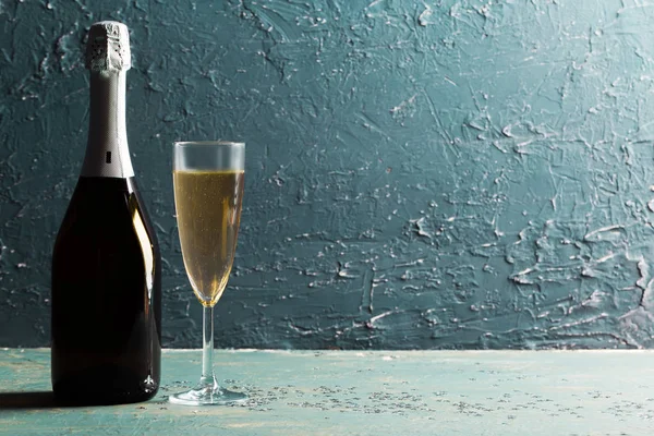 Bicchieri Bottiglia Champagne — Foto Stock