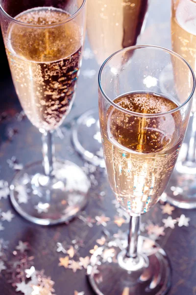 Close Van Bril Met Champagne Tafel — Stockfoto