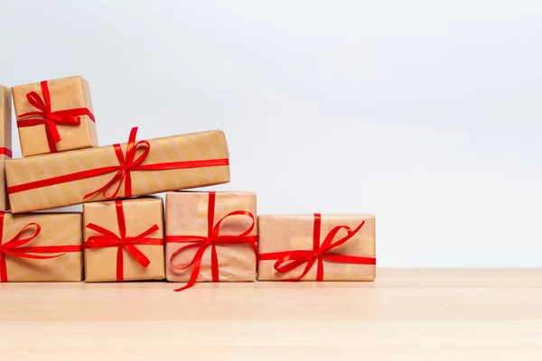 Primer Plano Las Cajas Regalo Navidad Mesa — Foto de Stock