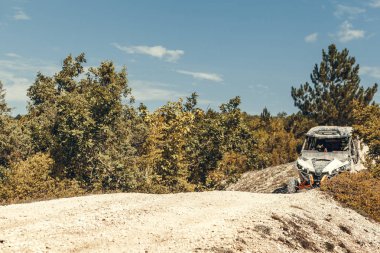 Arka planda, Atv seyahate yakın çekim