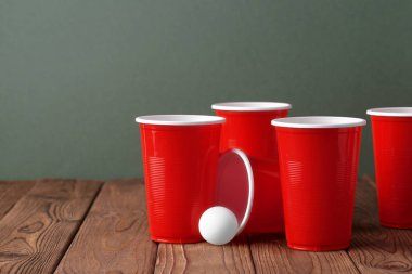 Kolej parti spor, bira pong