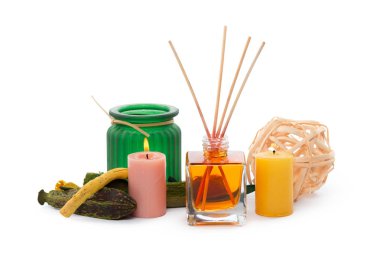 Oda spreyi üzerinde izole beyaz arka plan sopa