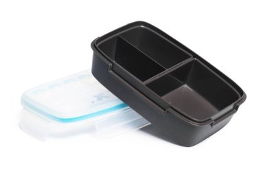 Beyaz arka plan üzerinde izole plastik öğle yemeği kutuları