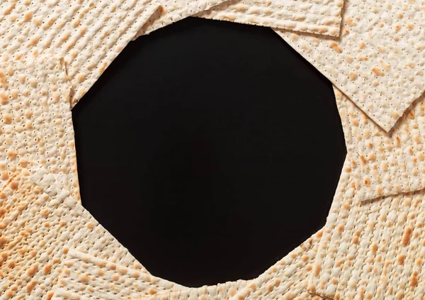 Uma Foto Peças Matzah Matza Sobre Fundo Preto Matzah Para — Fotografia de Stock