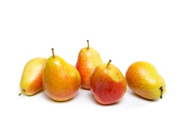 Beyaz arka plan üzerinde izole olgun sarı armut meyve