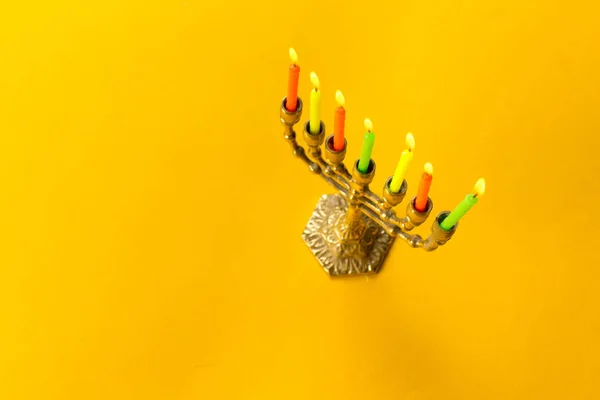 Bronz Hanuka Menorah Égő Gyertyák — Stock Fotó