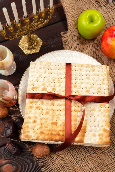 Jüdisches Pessach Banner Design Mit Wein Matzo Auf Holzgrund — Stockfoto