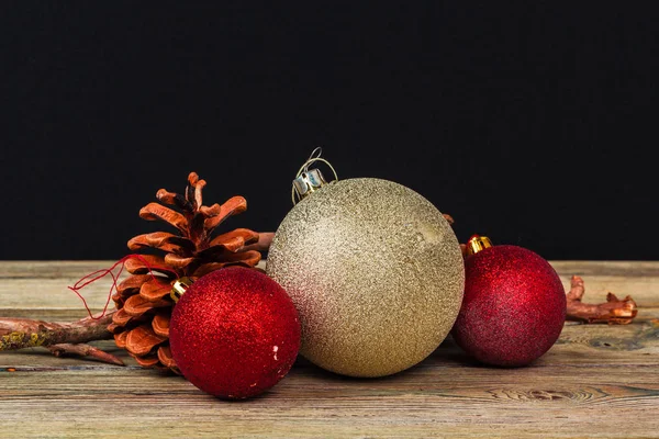 Ahşap Masada Noel Süslemeleri — Stok fotoğraf