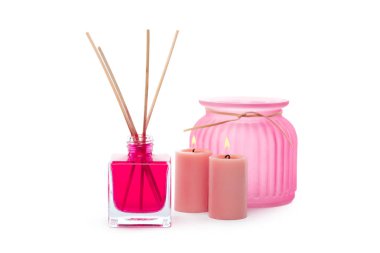 Oda spreyi üzerinde izole beyaz arka plan sopa