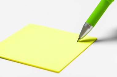 Boş not pad Not kalem ile yakın çekim