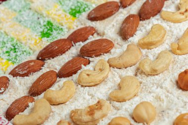 Çeşitli geleneksel Türk lokumu yakın çekim 