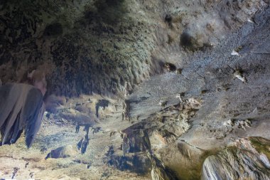 Büyük taş ya da kaya, gündüz, Tayland 