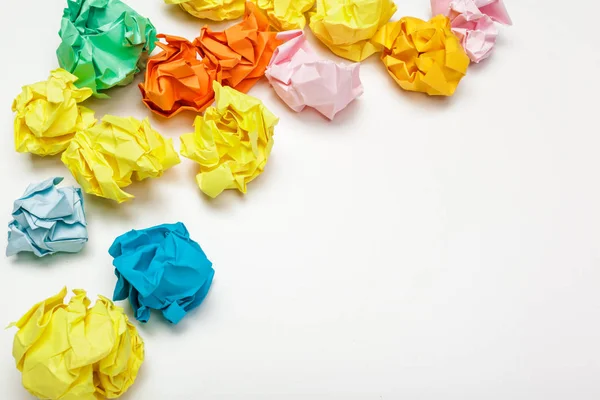 Kleurrijke Verfrommelde Papieren Ballen — Stockfoto