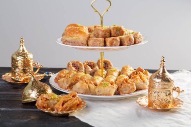 Baklava tatlısı. Geleneksel Türkçe tatlı.