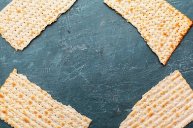 Yahudi geleneksel matzo ekmeği