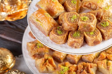 Baklava tatlısı. Geleneksel Türkçe tatlı.