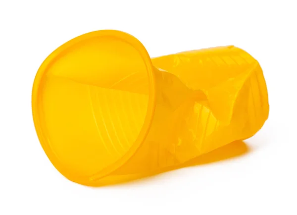 Copa Plástico Triturado Reciclable Aislada Sobre Fondo Blanco — Foto de Stock