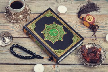 Ramazan Kareem tatili arka planının hava görüntüsü. Düz konum 