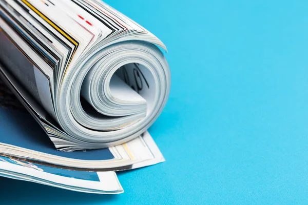 Glossy Magazine Pages Rolled — Stock Photo, Image
