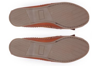 Ayakkabı, beyaz zemin üzerine izole alt.