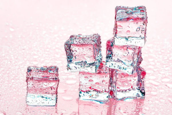 Cubos Hielo Sobre Fondo Rosa — Foto de Stock