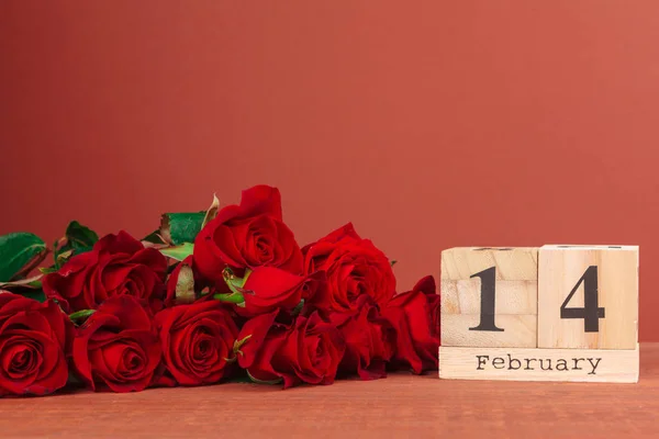 Febrero Sobre Calendario Las Decoraciones Para Día San Valentín — Foto de Stock