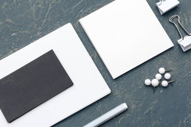 Şirket Kırtasiyesi, Marka Model, derin gölgeler, kırpma yolu