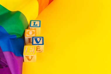 LGBT gay gurur bayrağına mesaj