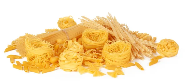 Köstliche Gemischte Pasta Auf Weißem Hintergrund — Stockfoto