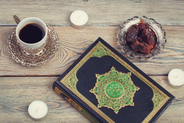 Ramazan Kareem tatili arka planının hava görüntüsü. Düz konum 