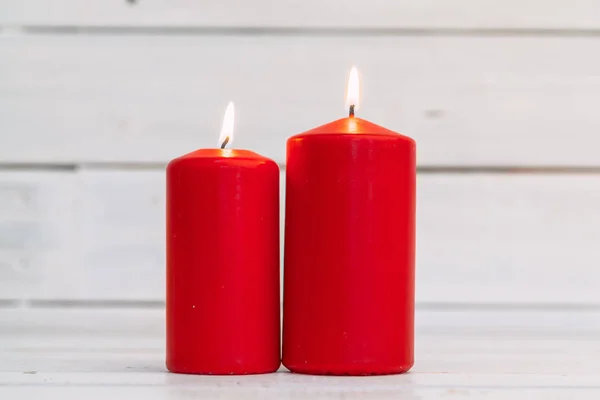 Home Verlichting Kaarsen Houten Tafel — Stockfoto