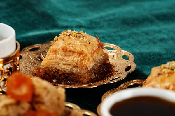 Turkish baklava national dessert served with tea — Stock Photo, Image