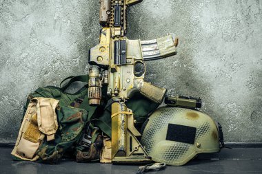 Modern silah serisi. Amerikan Ordusu saldırı tüfeği, yaklaşın..