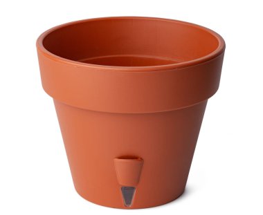 Boş plastik saksı beyaz arkaplanda izole
