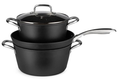 Beyaz üzerine izole edilmiş yeni siyah yemek takımı