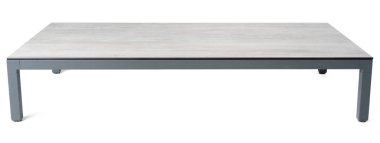 Beyaz arkaplanda büyük kare masa kapat