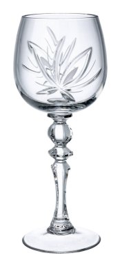 Beyaz arka planda izole edilmiş boş şarap kadehi