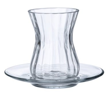 Beyazlar üzerinde izole edilmiş çay için cam bardak